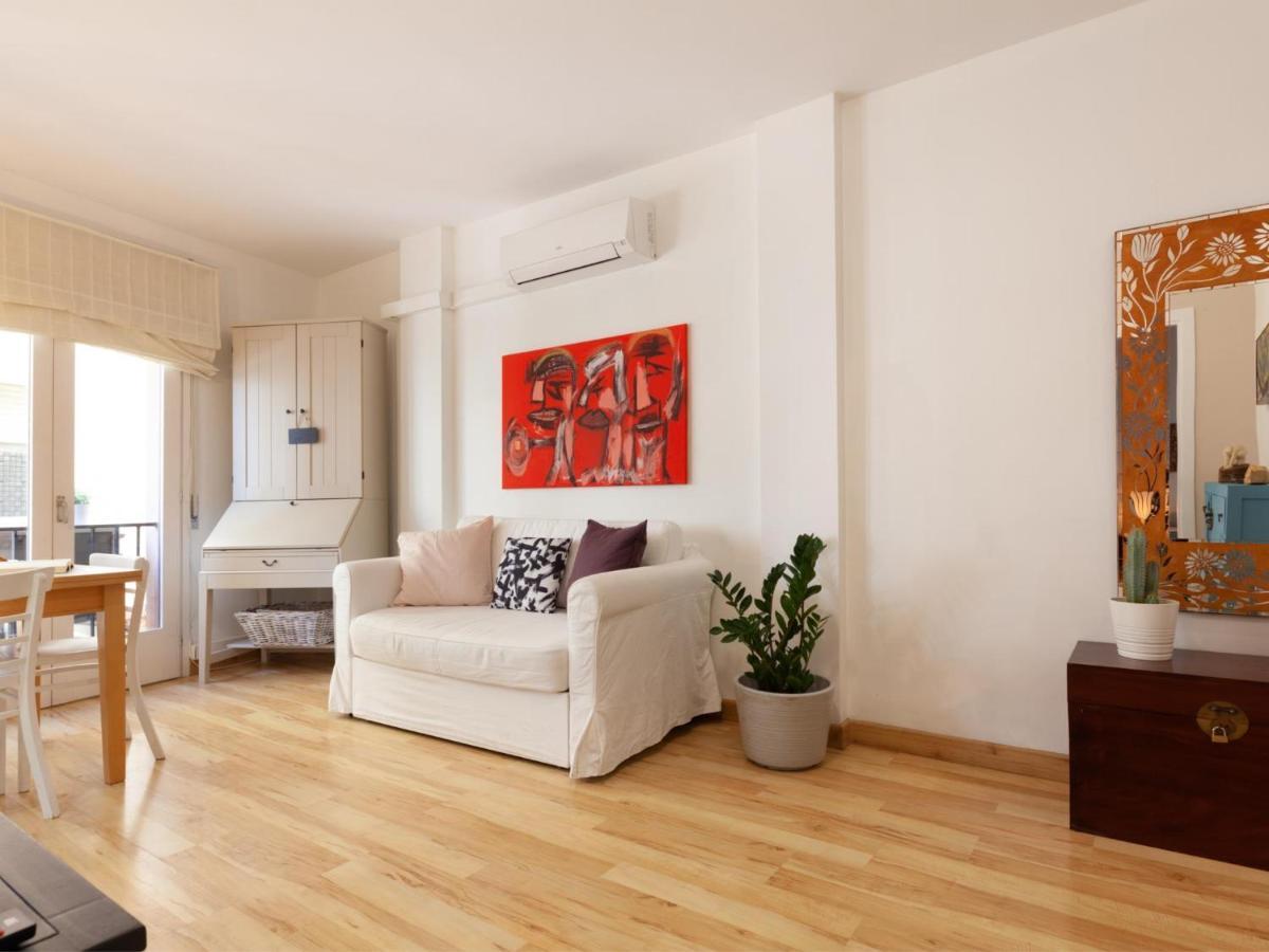Lets Holidays Attractive In Costa Brava Apartment