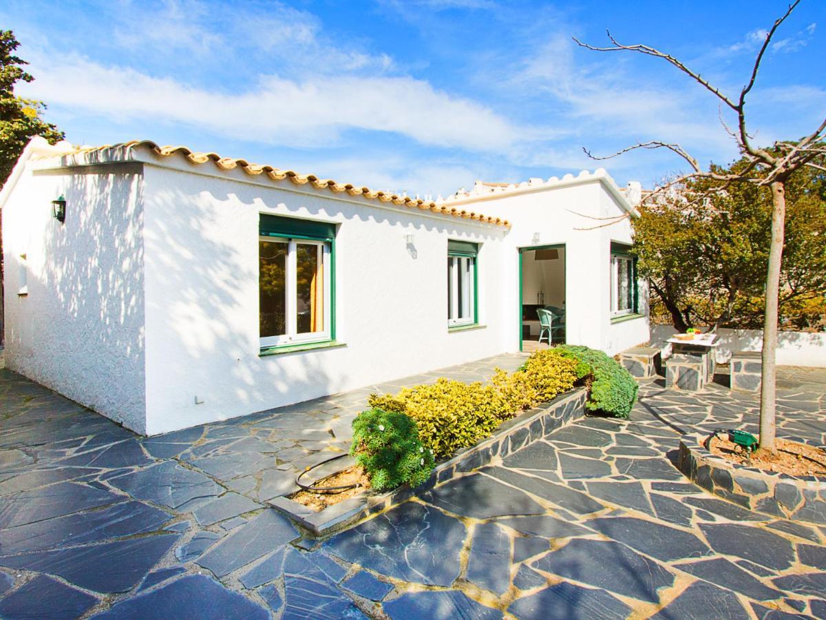 Mimosa By Interhome Cadaqués