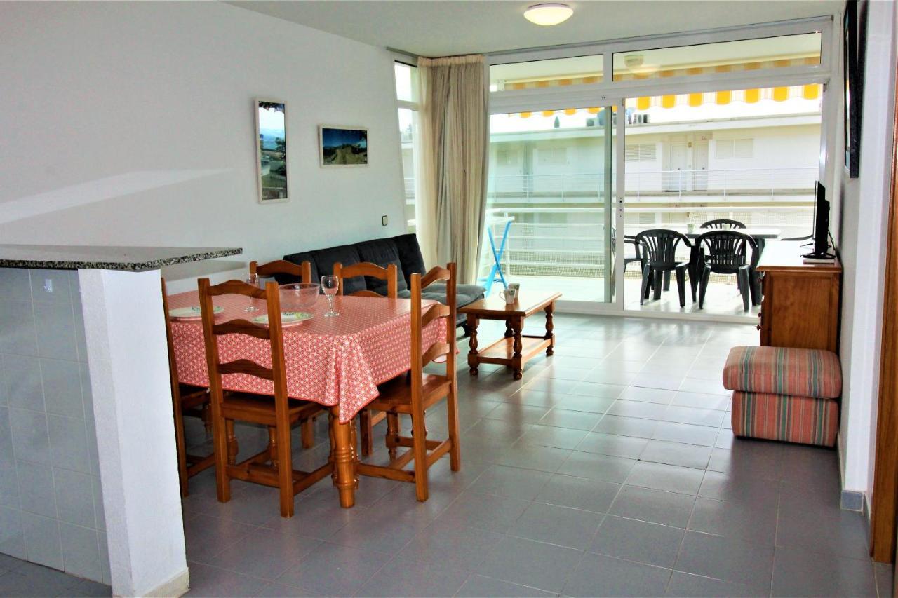 Global Immo 3351 Res. Almadraba Apartamento *