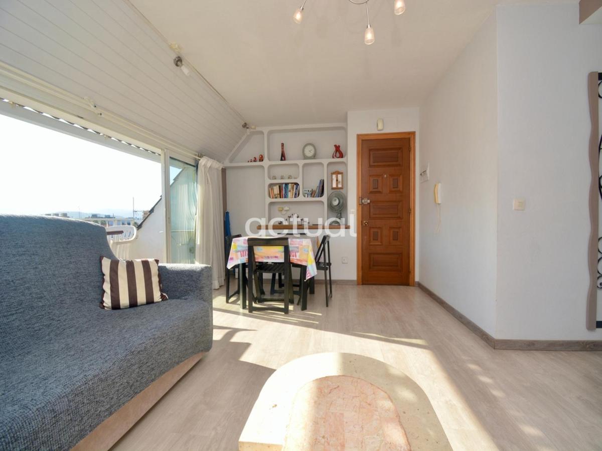 Atico C/ Iglesia Apartment