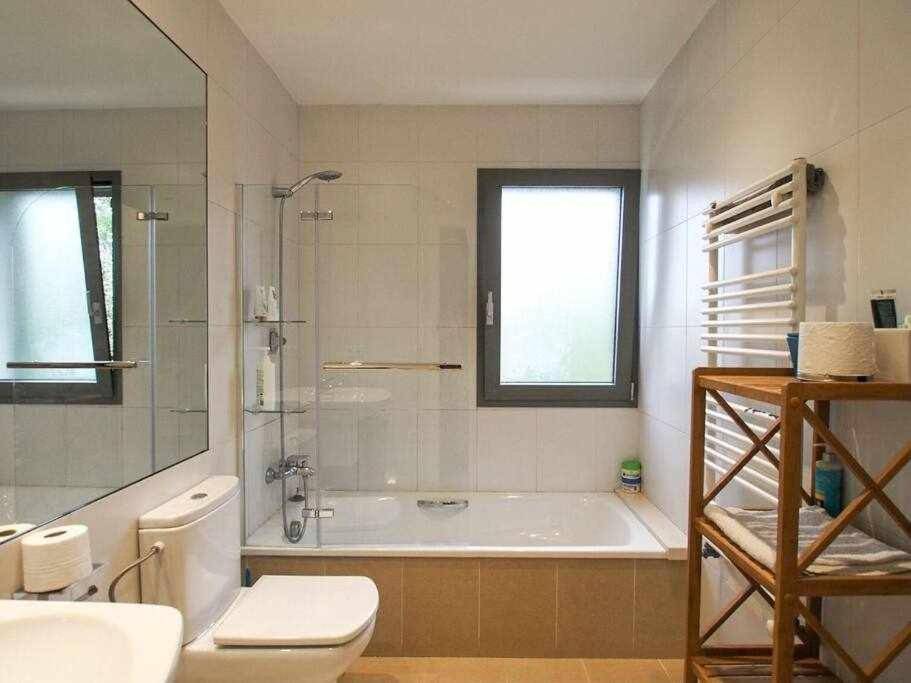 Peralta W Above Ground Pool Villa Gerona