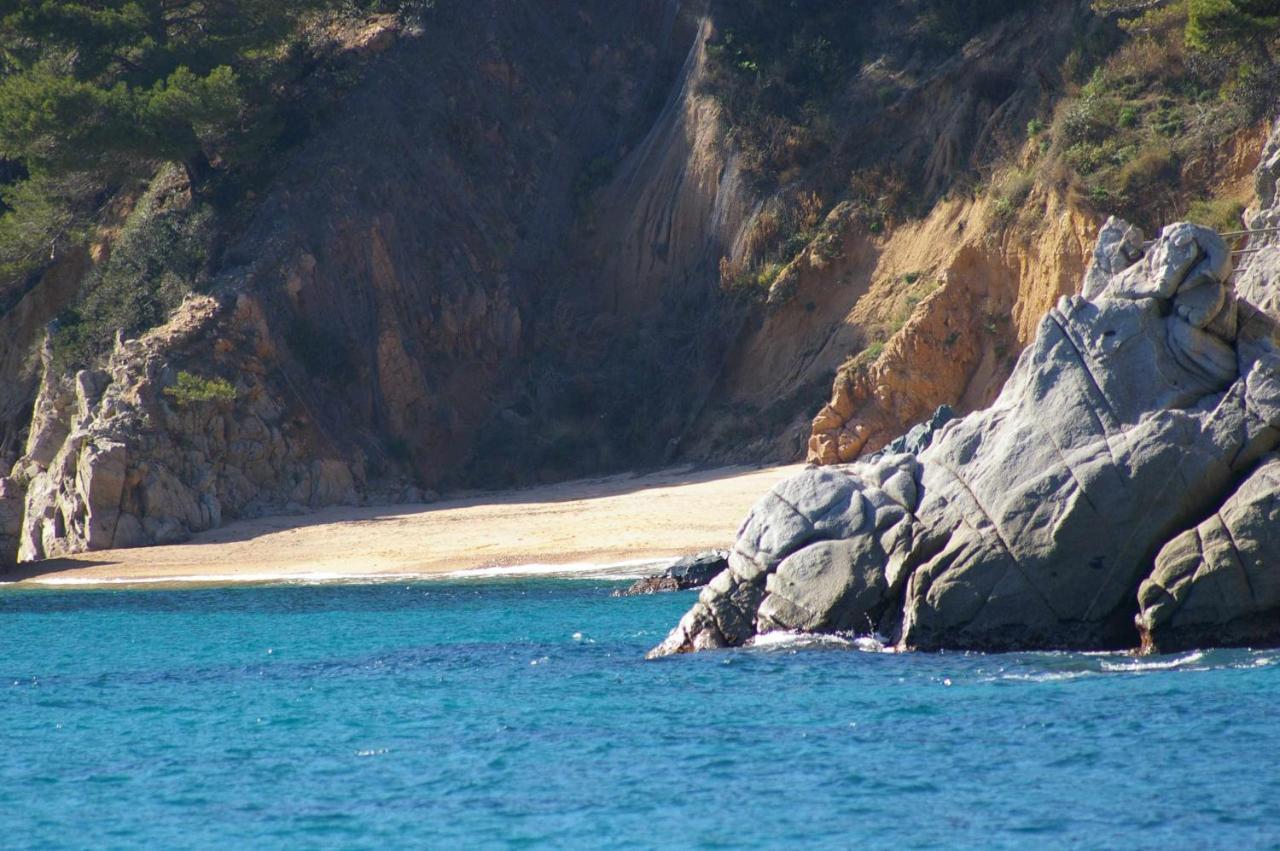Con Jardin Y Piscina Tossa de Mar