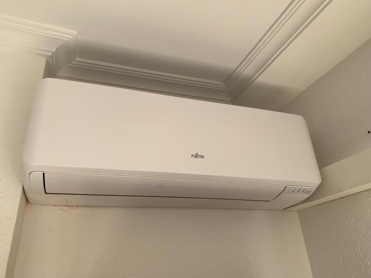 Acogedor En - 50m Playa - Wifi - Aire Acondicionado