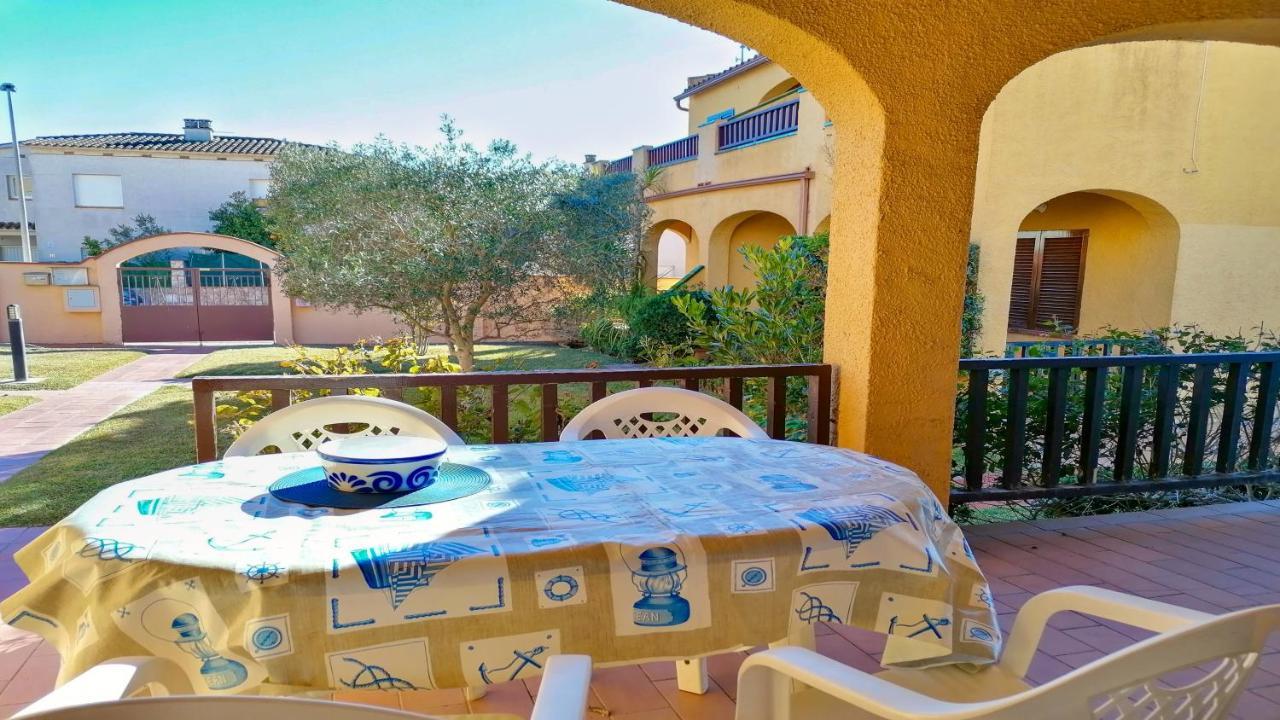 Vacay Ibiza, A Pie De La Piscina