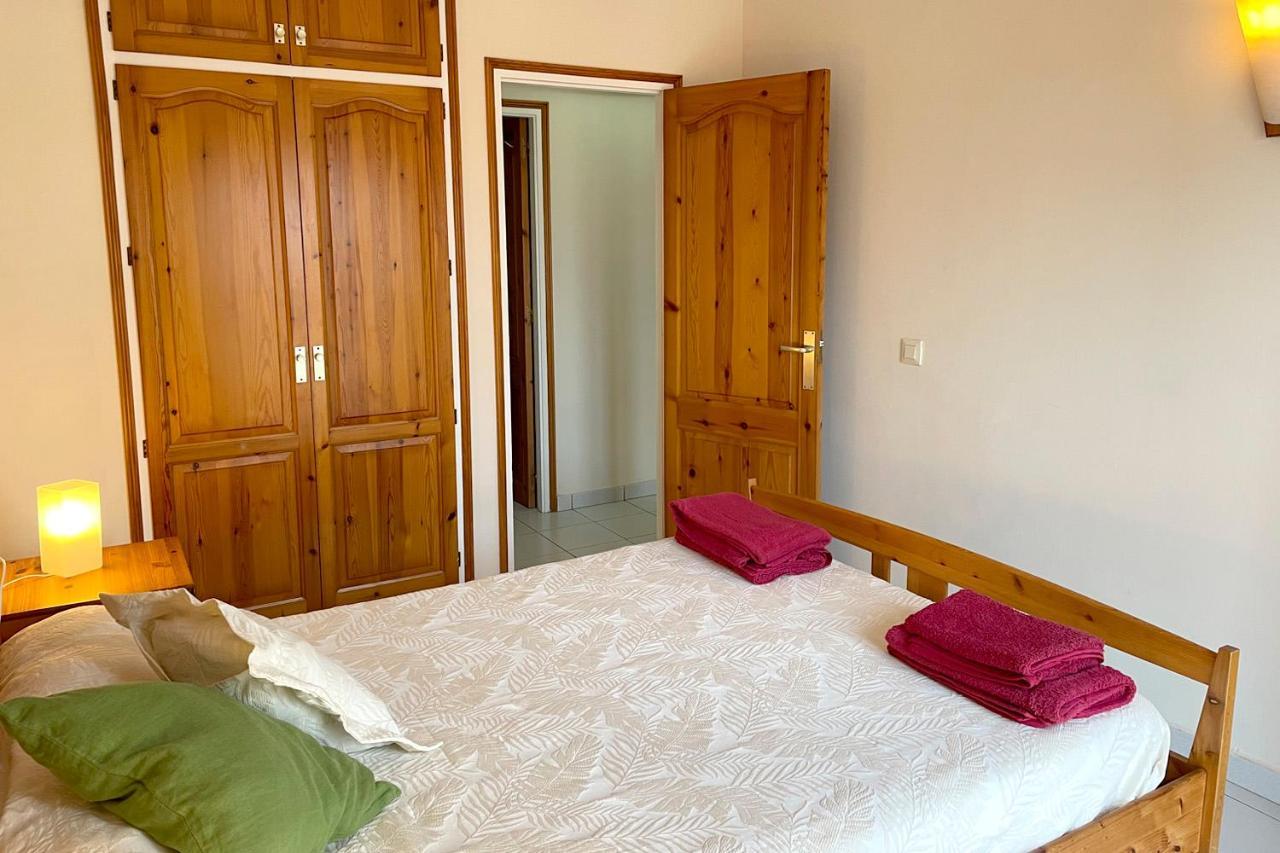 Clota Petita, Apartment