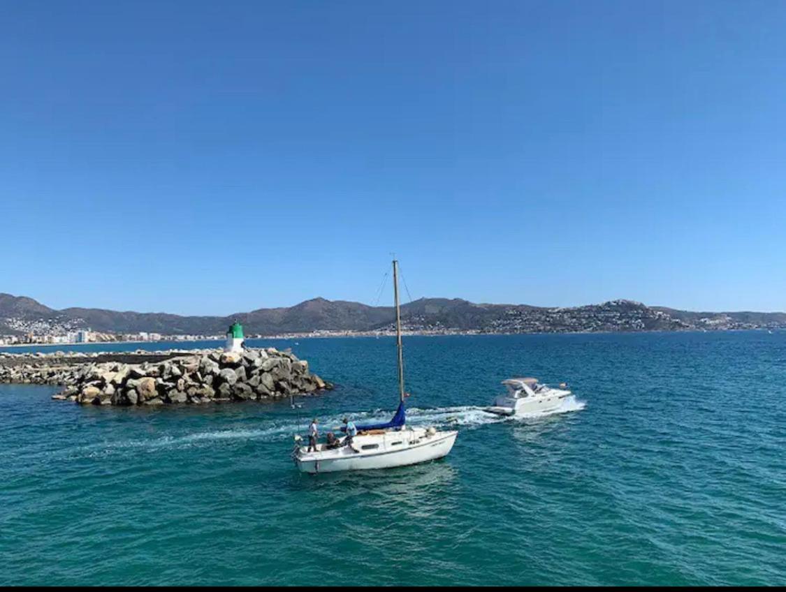Acogedor En - 50m Playa - Wifi - Aire Acondicionado * Rosas