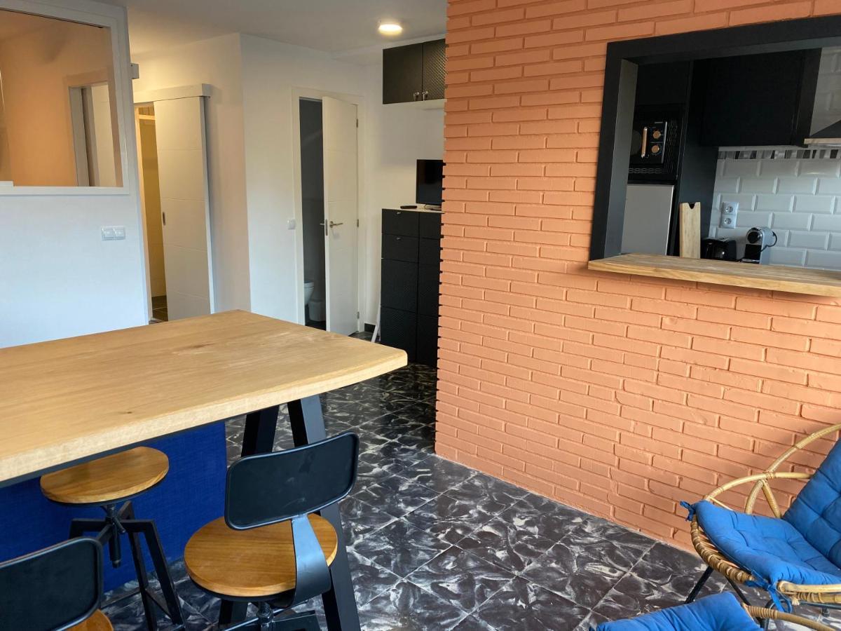 Apartment Apartamento Para Parejas Reformado Con Piscina