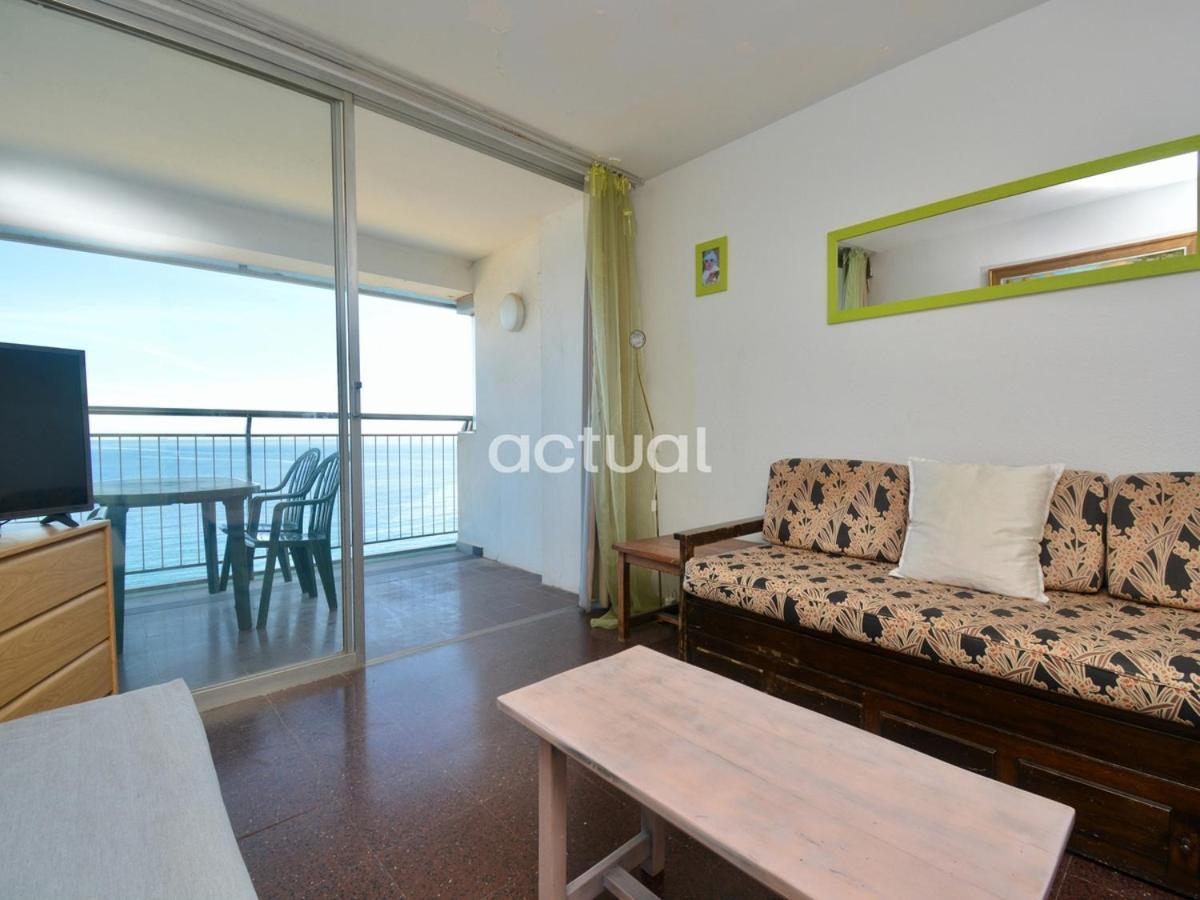 Ely-palace 9-5 Apartamento *