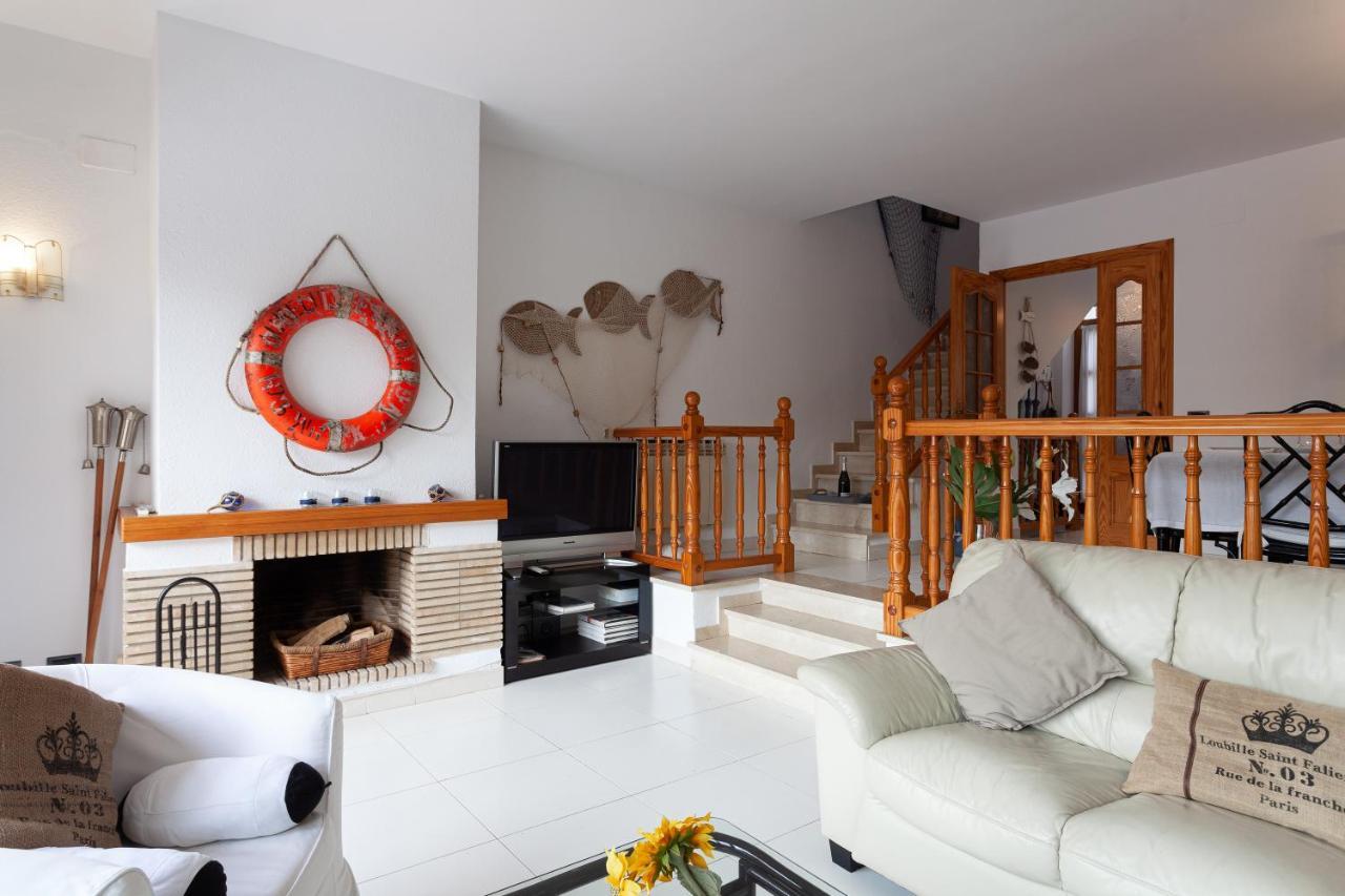 La Marinera House Holiday home *
