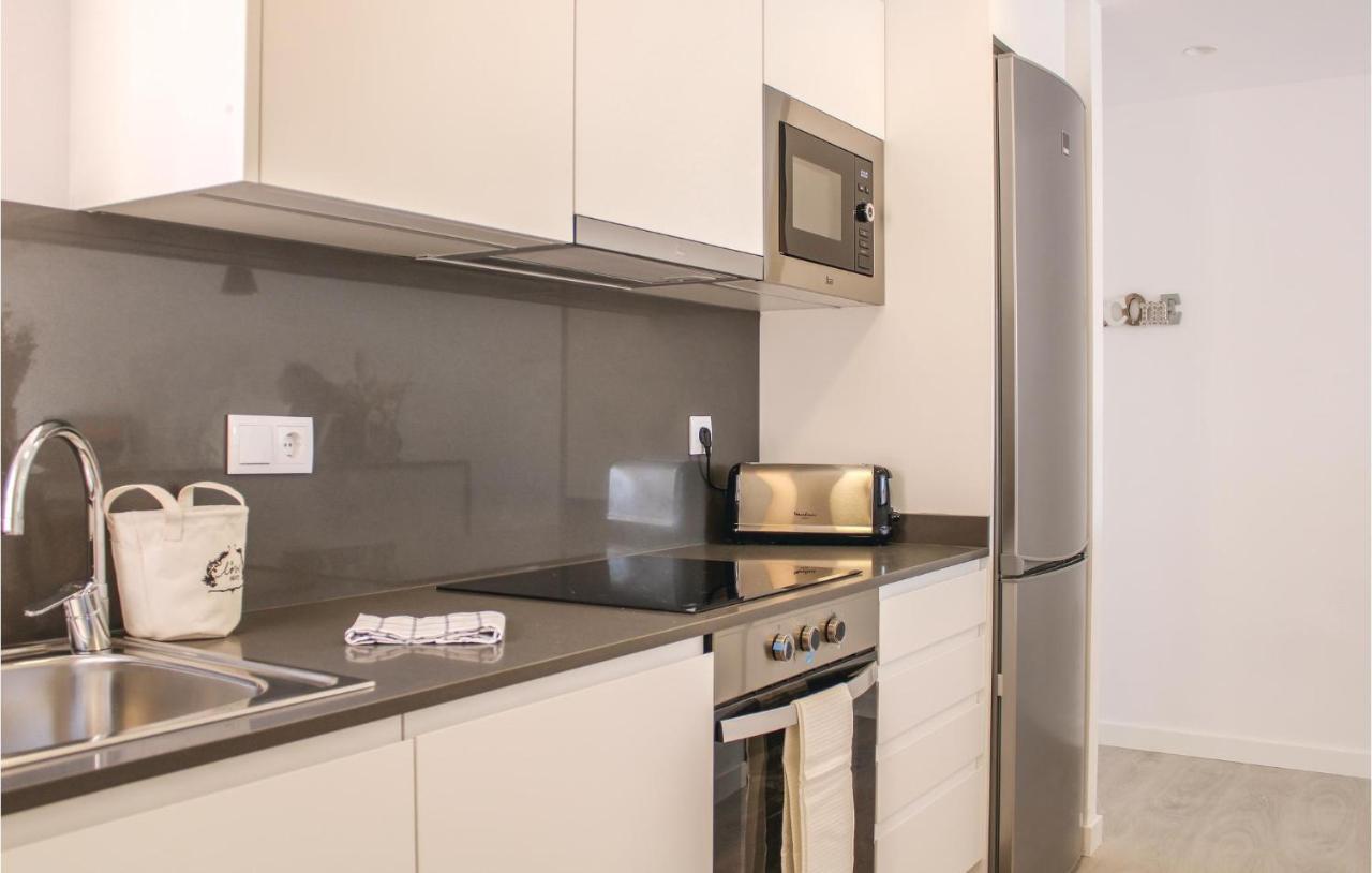 Apartment Stunning In With Kitchen *