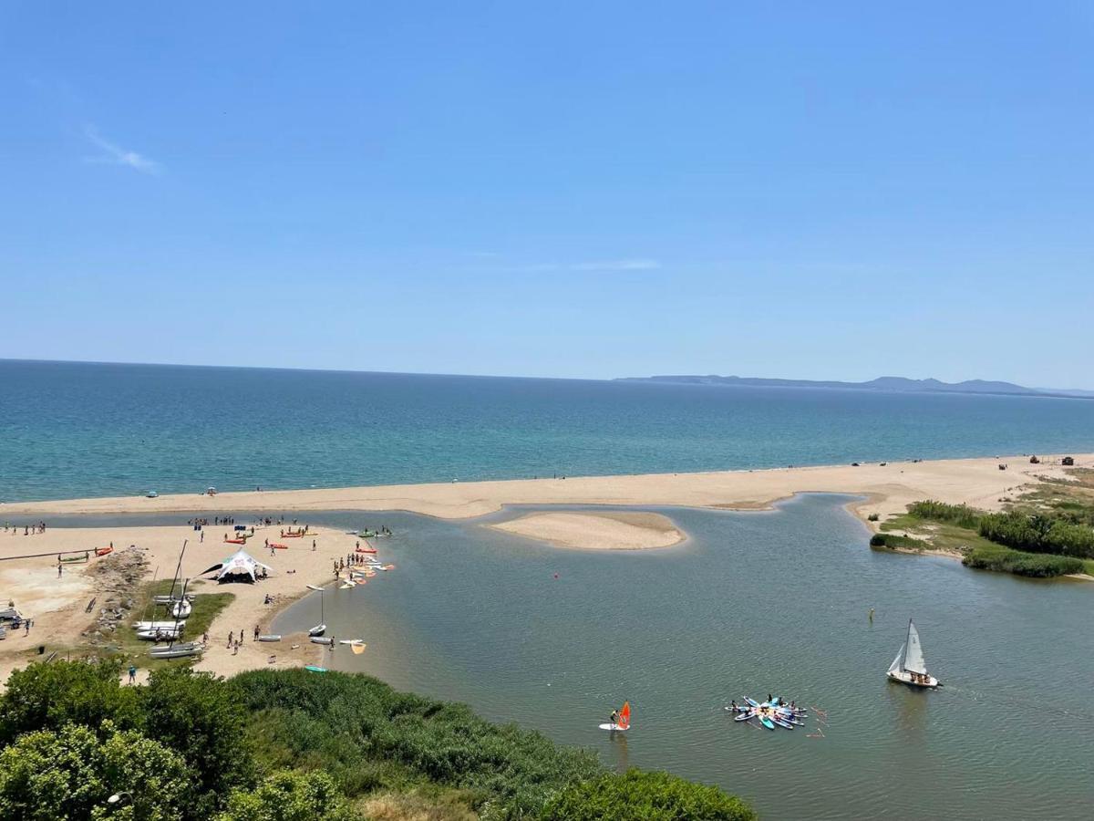 91-dos Con Vistas A La Bahia De Roses