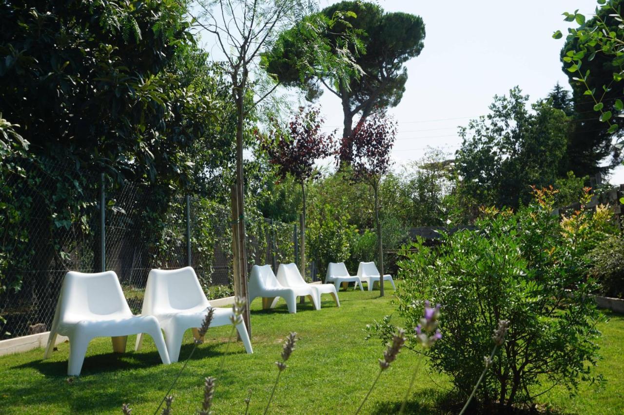 Cal Nou 9 - Adults Only *