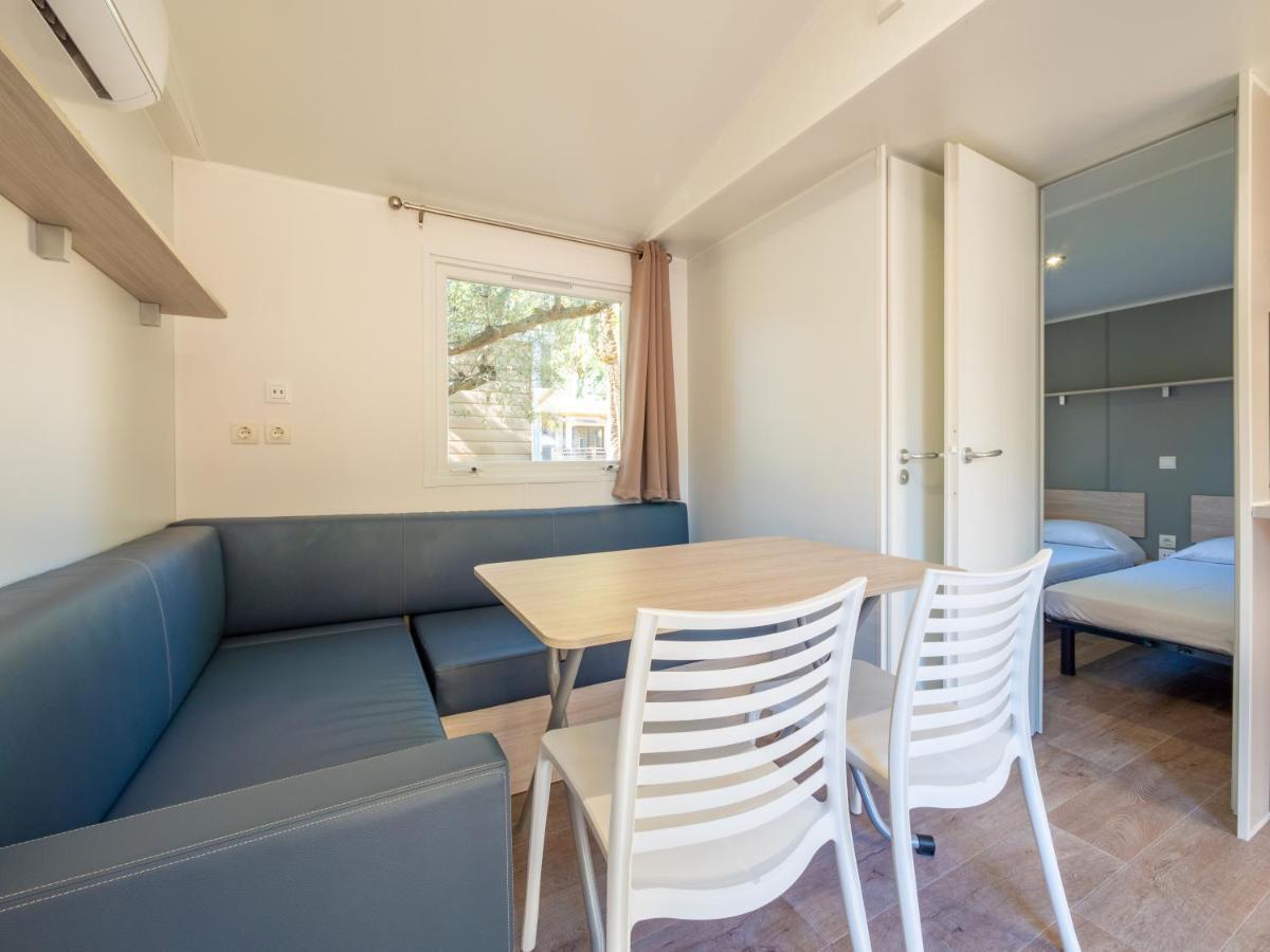 Vacanceselect Mobil Homes Camping Castell Mar * Empuriabrava