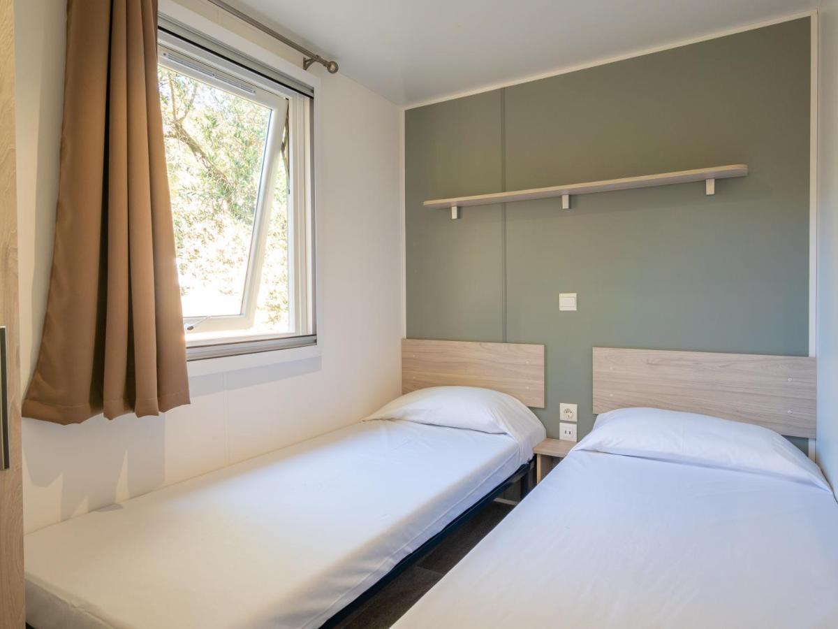 Campsite Vacanceselect Mobil Homes Camping Castell Mar *