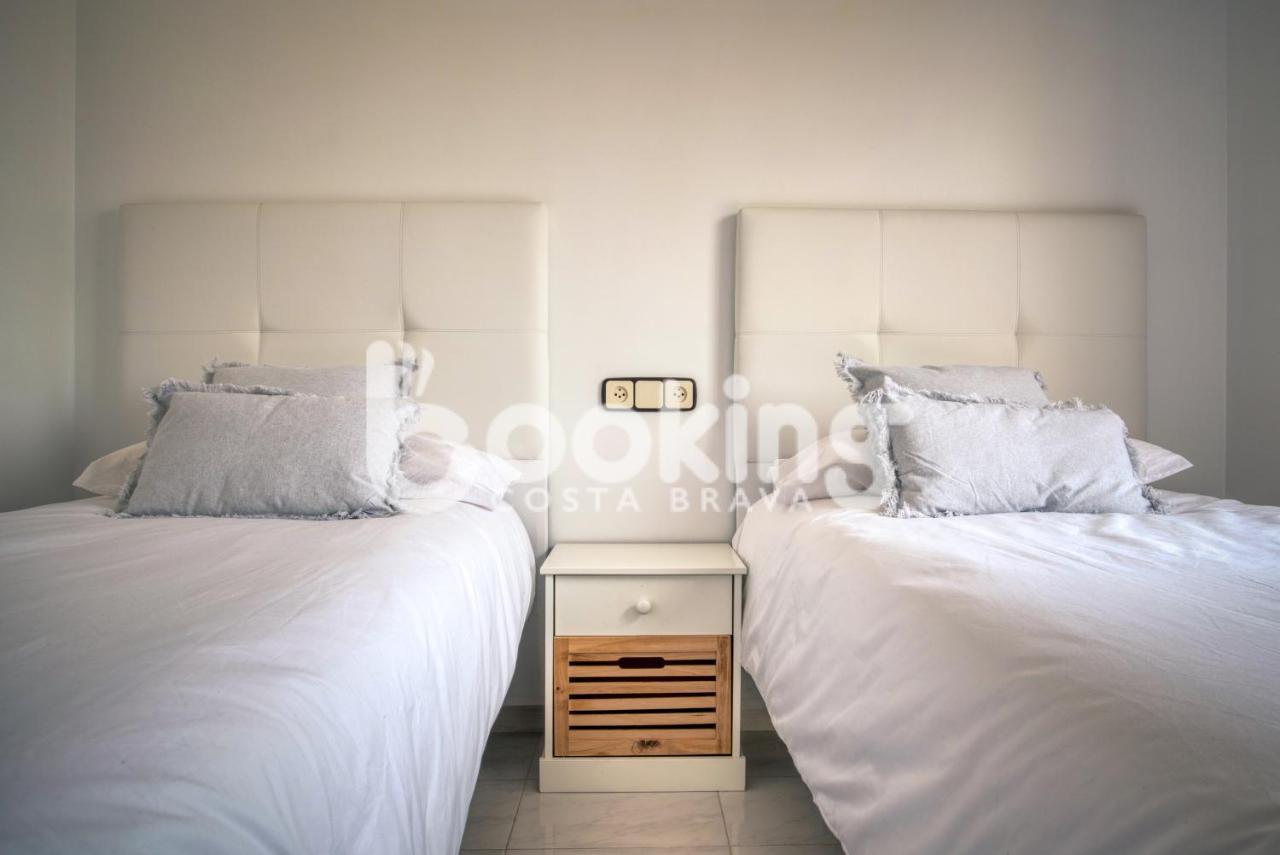 Blanco Per 6 Persones A 5 Minuts De La Platja Gran Apartment Platja d'Aro