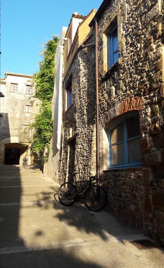 Baix Empordà. Increíble Casa En Pueblo Medieval * Cruïlles