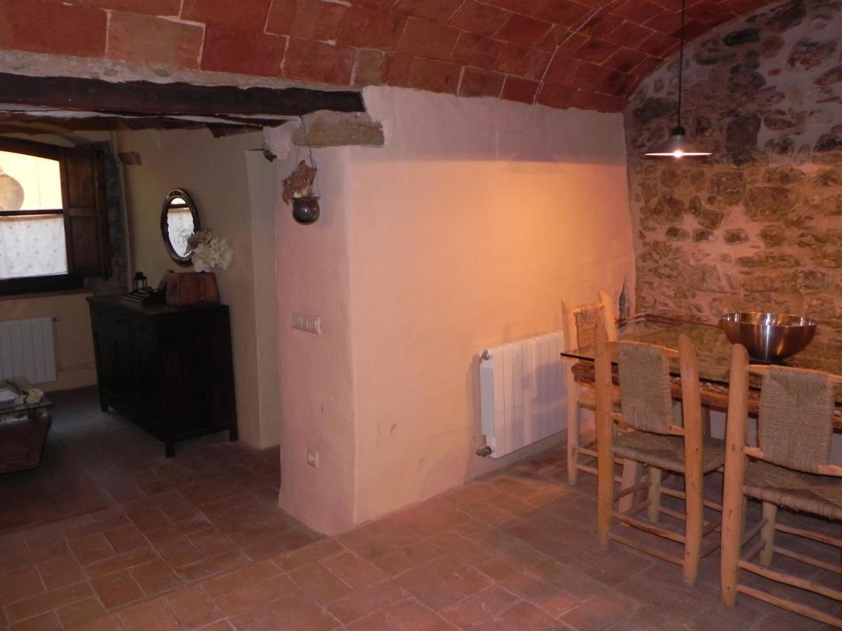 Сasa de vacaciones Baix Empordà. Increíble Casa En Pueblo Medieval *