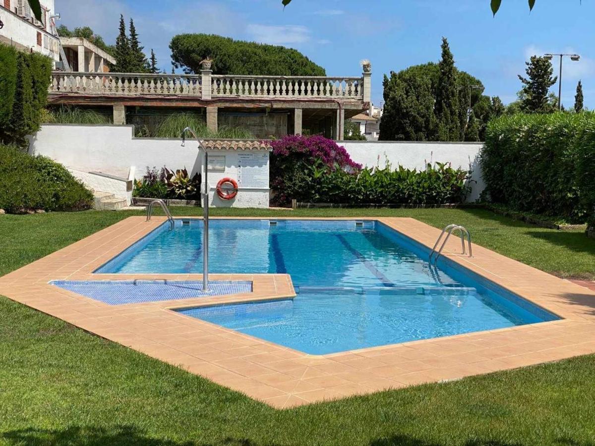 Casa Blanca-42 Piscina Wifi 6pax Homestay *