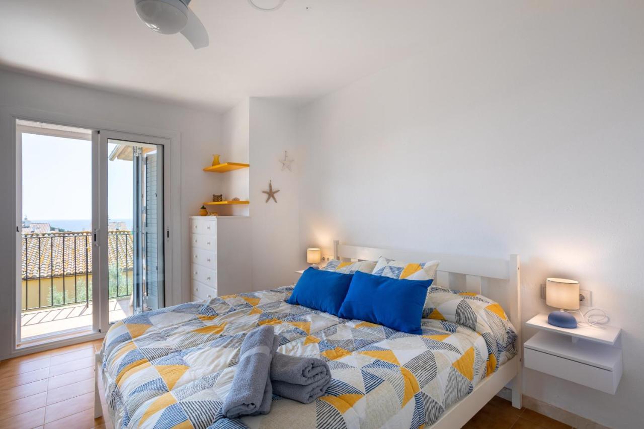 Holiday home Bonita Con Jardin Privado Y Piscina Comunitaria