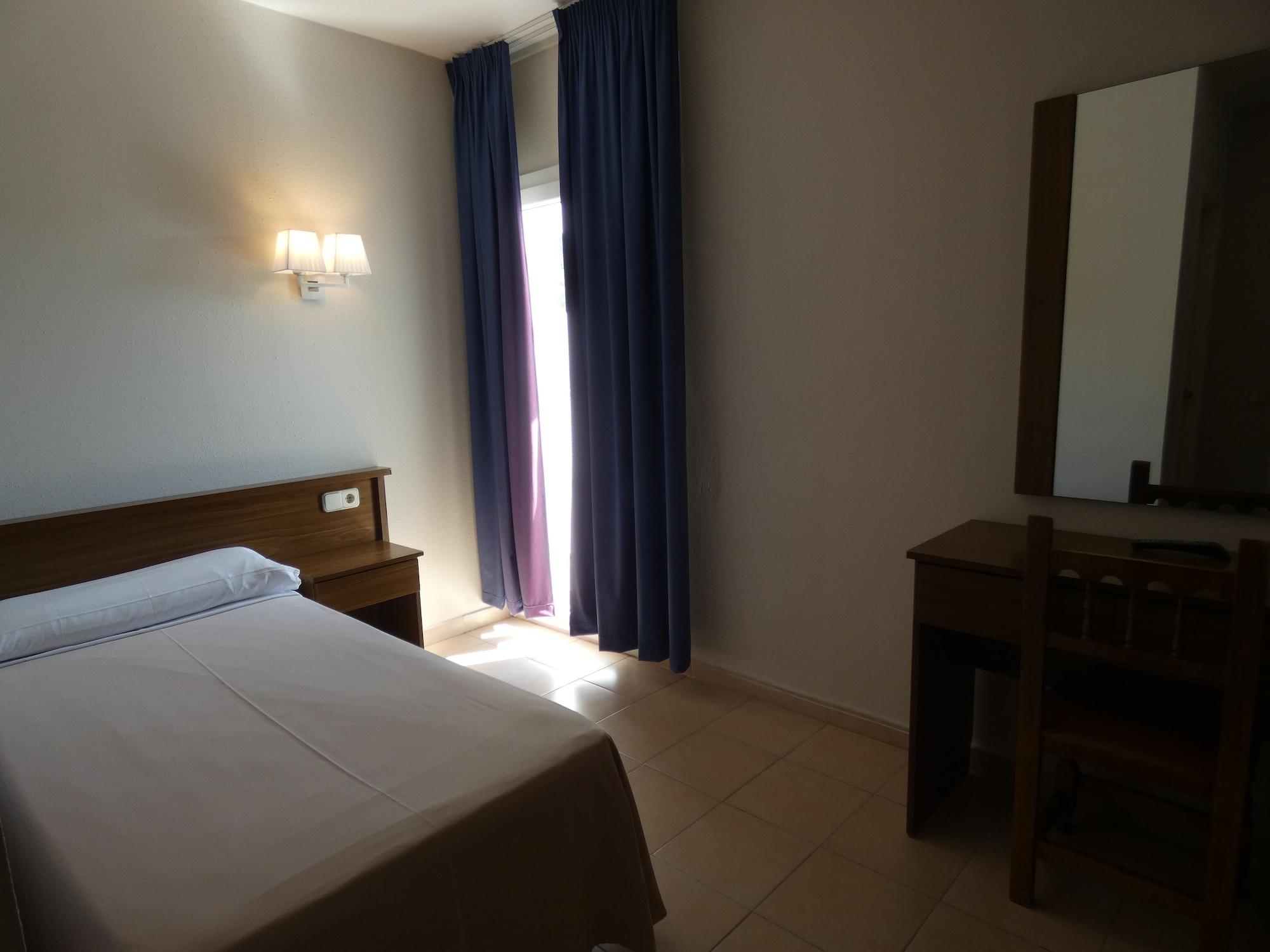Marina Tossa Hotel *
