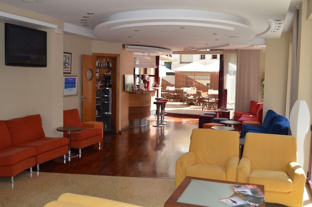 Acacias Suites&spa Lloret de Mar