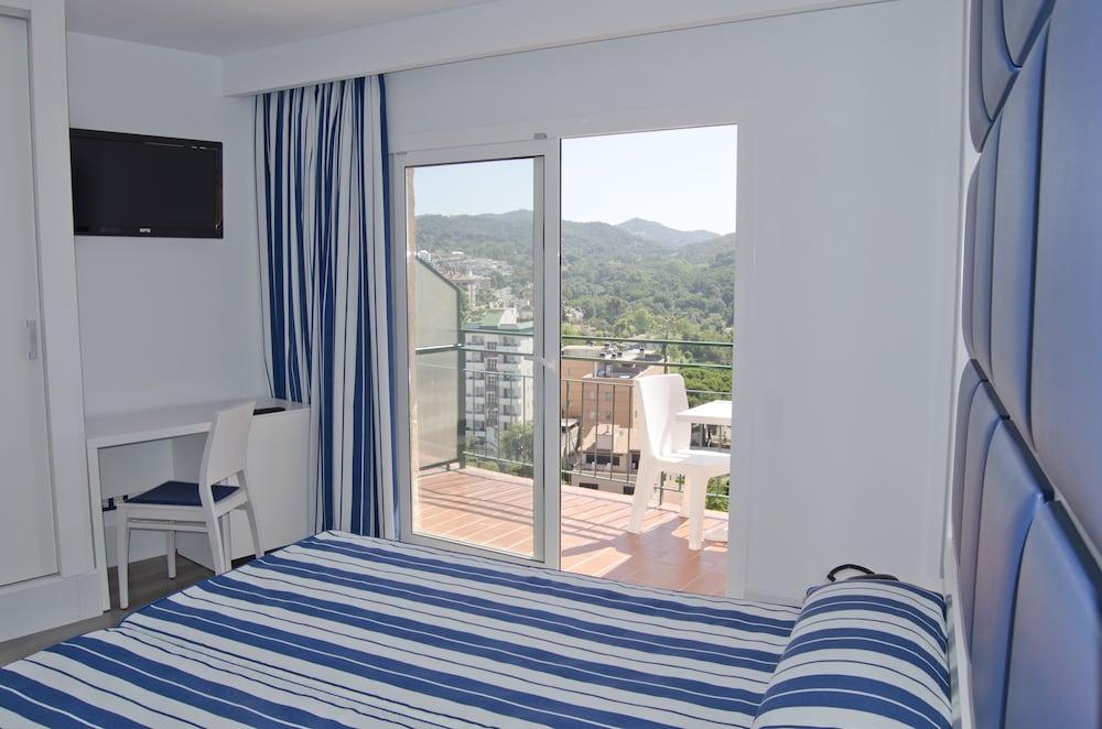 Alegria Sun Village 4*