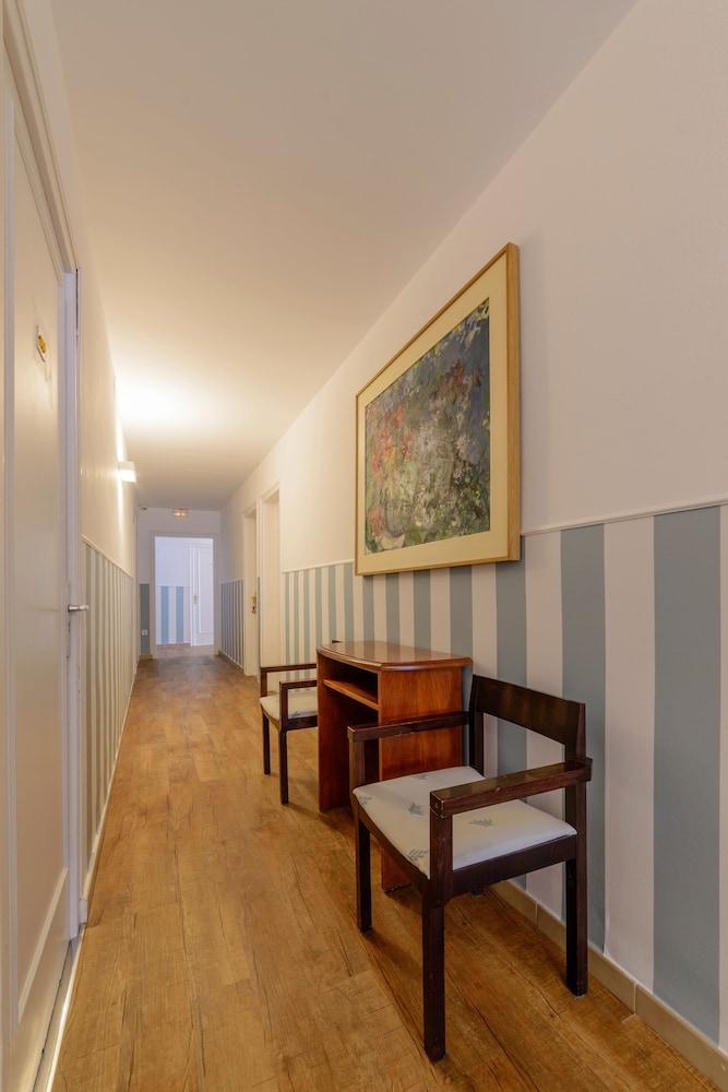 Rvhotels Avenida Hotel 2*