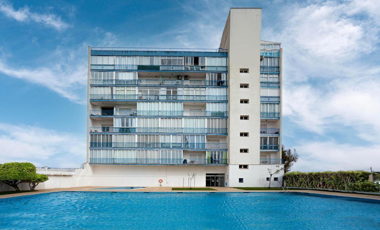 Edificio La Masia Apartment *