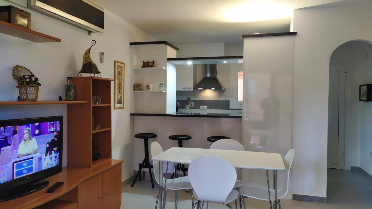 Bonito Apartamento, Con Piscina, Excelente Wifi Y Aire Acondicionado *