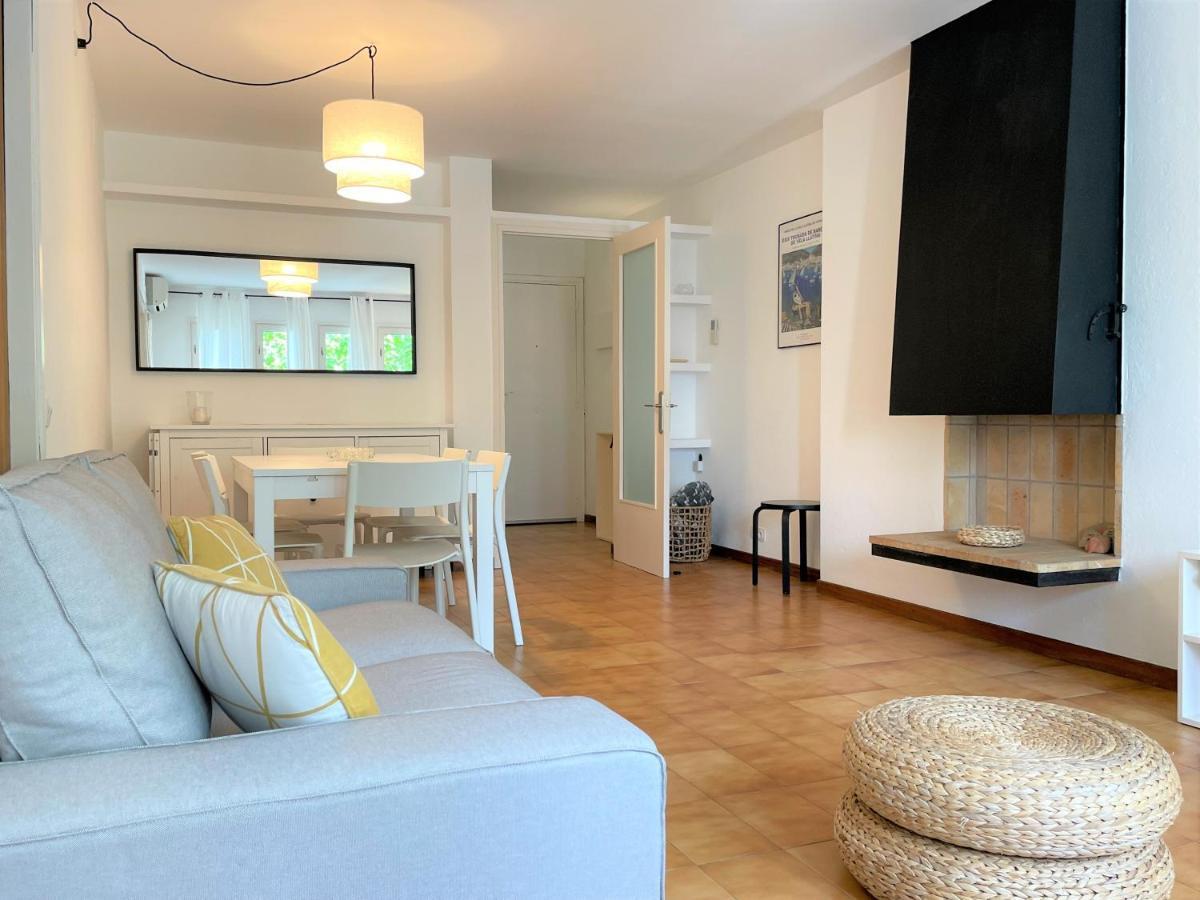 Serinyana - Acogedor Y Centrico Apartamento Con Amplia Terraza * Cadaques