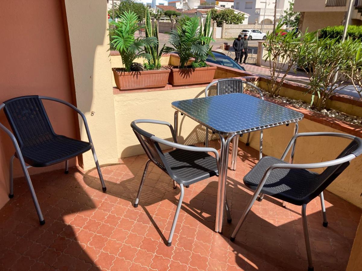 Tres Bel Entierement Renove Apartment *