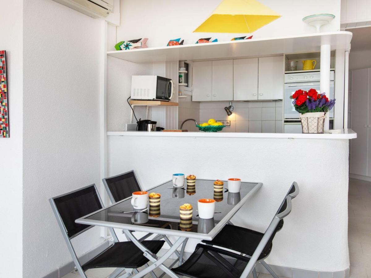 Artit By Interhome Apartamento
