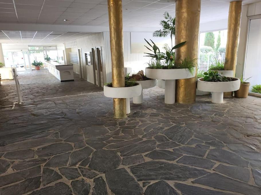 Superbe Apartement En Avec Piscine Apartamento *