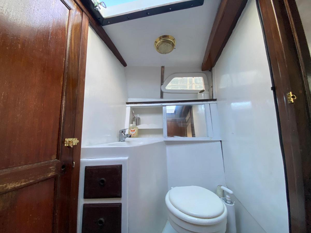 Hotel en barco Alójate En Un Velero En O Regala La Experiencia A Alguien Especial Ampuriabrava