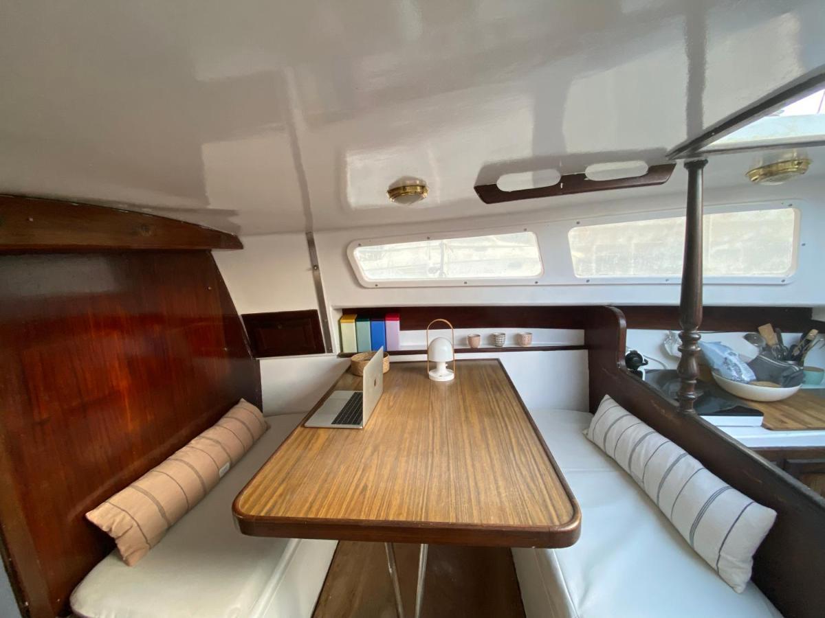 Hotel en barco Alójate En Un Velero En O Regala La Experiencia A Alguien Especial