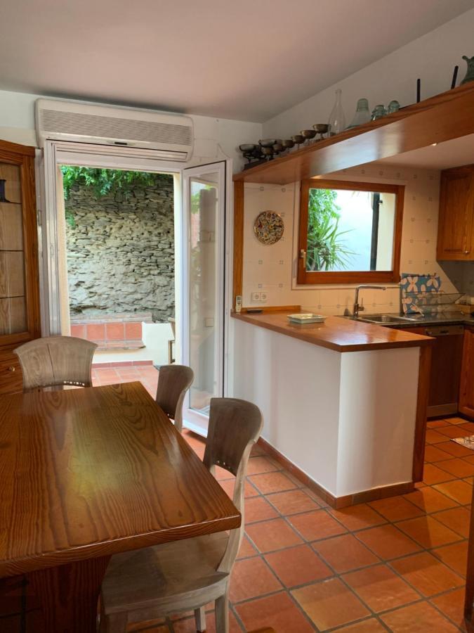 Ramon Casa Con Garaje Holiday home *