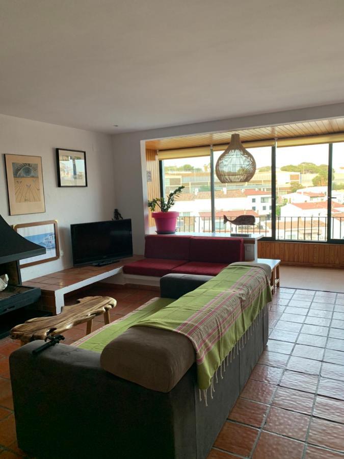Ramon Casa Con Garaje * Cadaques