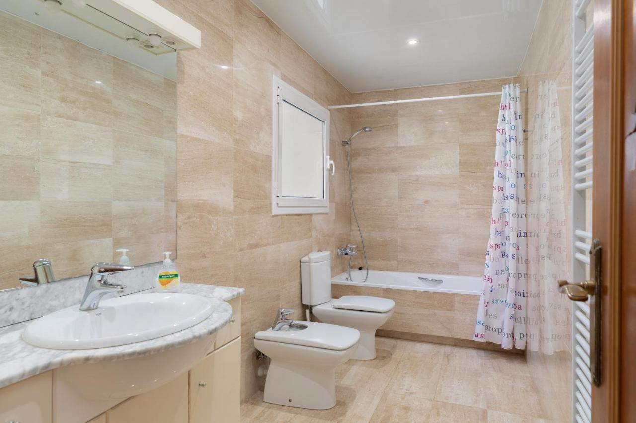 Hauzify I Casa Suredes Holiday home