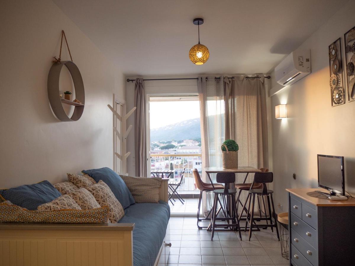 Apartamento Catalunya Per 4 Persones En Edifici Del Passeig Maritim Amb Vistes Sobre La Vall D'aro