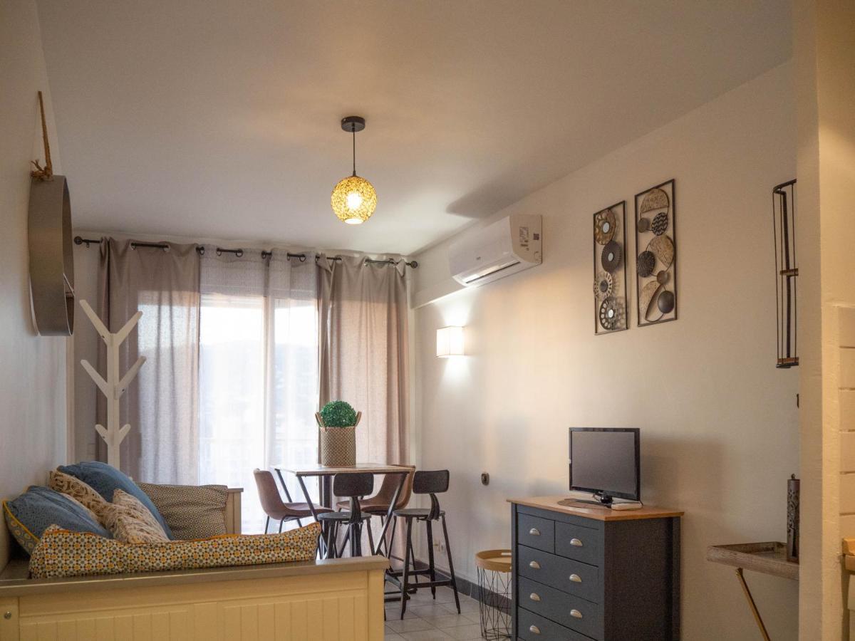 Catalunya Per 4 Persones En Edifici Del Passeig Maritim Amb Vistes Sobre La Vall D'aro Apartamento Platja d'Aro (Playa de Aro)