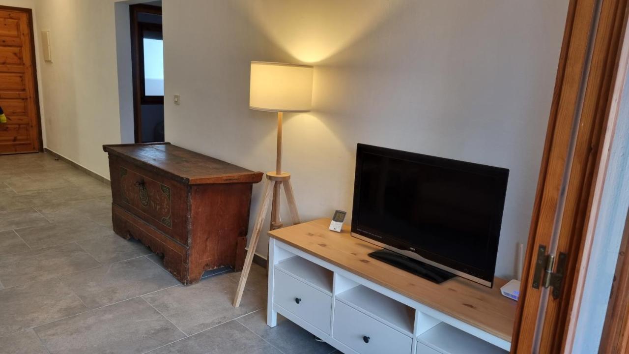 Familiar Con Piscina Y Wifi Apartamento