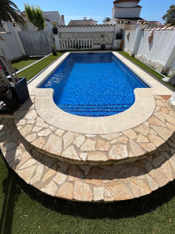 Villa Avec Piscine Sur Empuriabrava