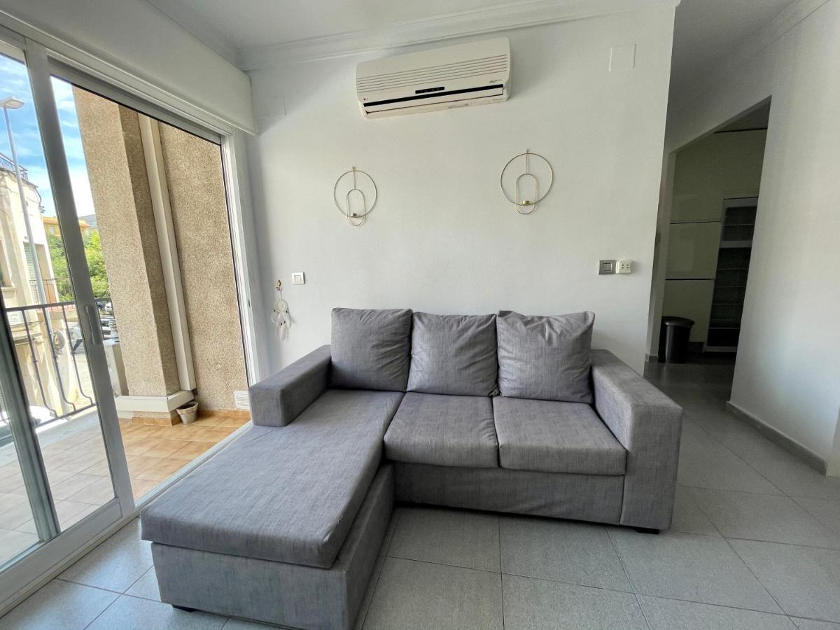 Acogedor Y Céntrico A 1' De La Playa Apartamento *