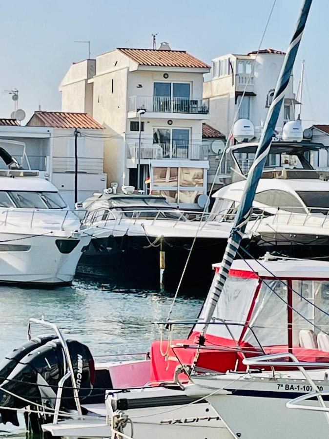 Port Rhodes Panoramic Terrace Empuriabrava