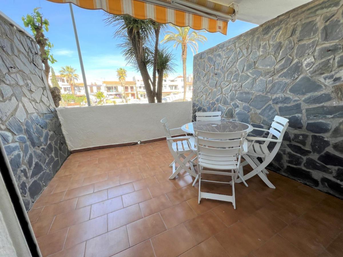 Interimmo Studio Poblat Tipic 01 * Empuriabrava