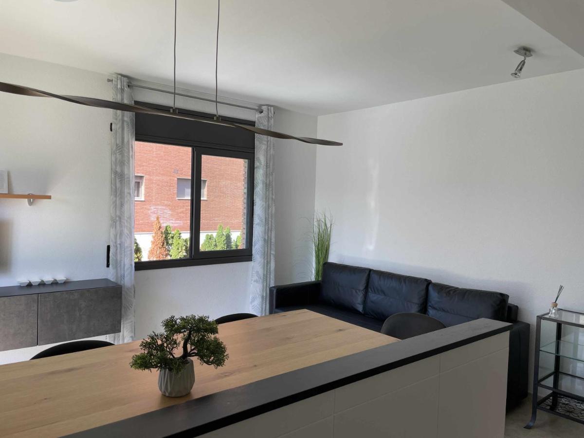 Apartamento Solàrium Con Terraza A 5 Minutos De La Playa Recientemente Renovado Gerona