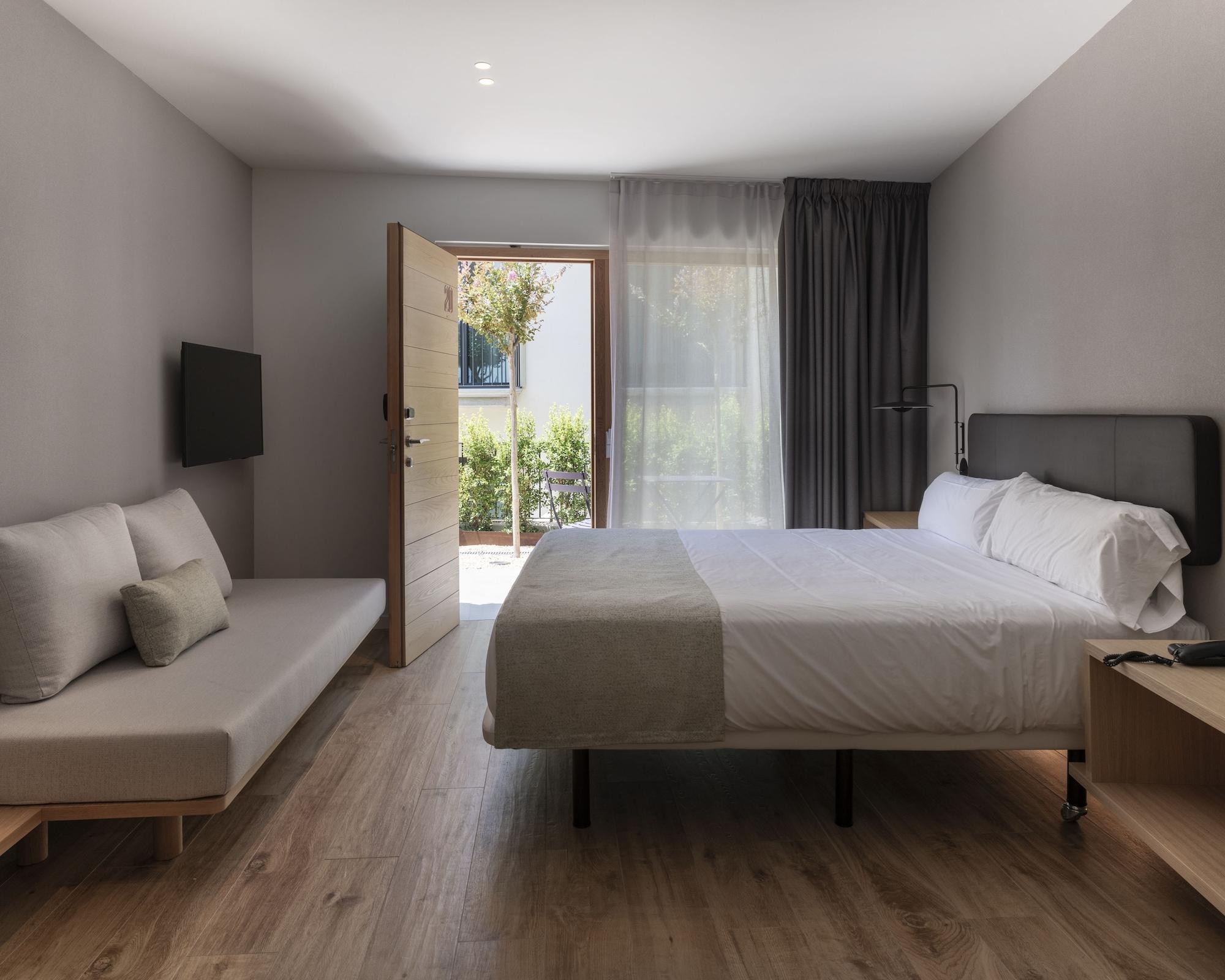 Hotel Alta House 3*