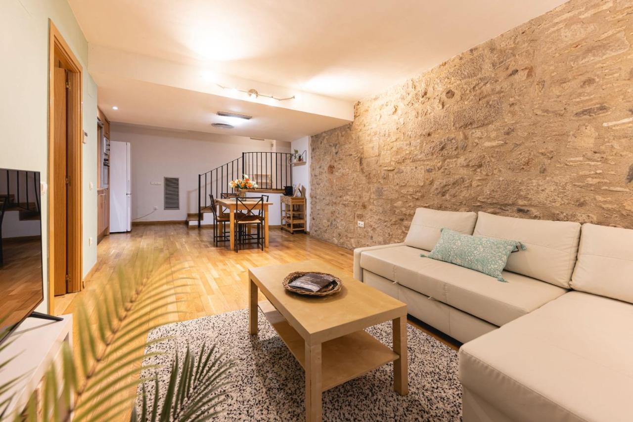 Bravissimo Pou Rodo, Authentic 1-bedroom Apartment *