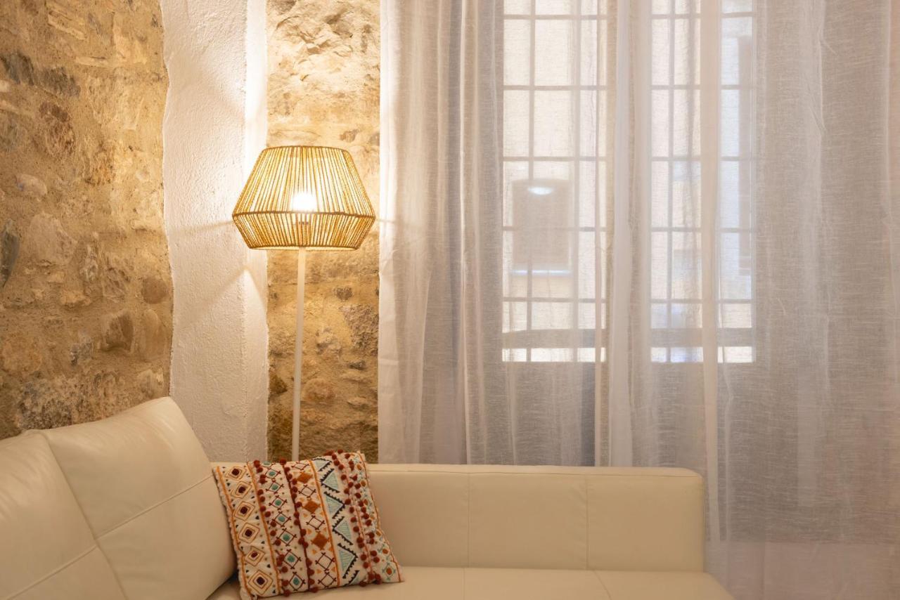 Bravissimo Pou Rodo, Authentic 1-bedroom Apartment *