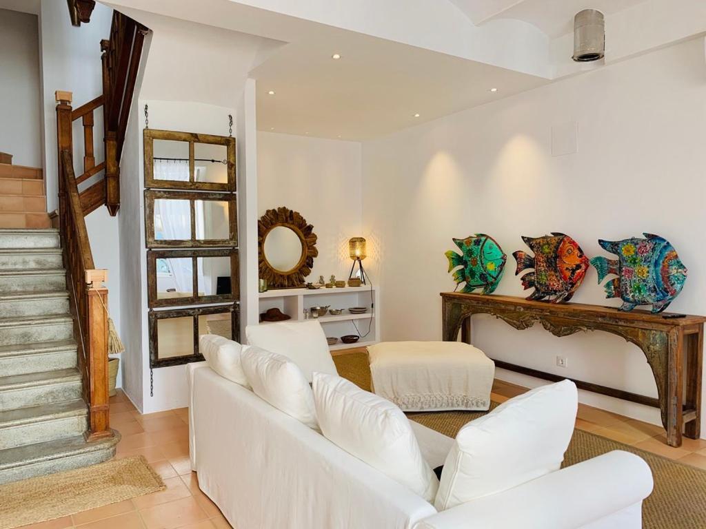 Apartamento El Nido: Maison Rénovée Escala Centre *